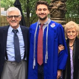 Meet your Posher, Alex